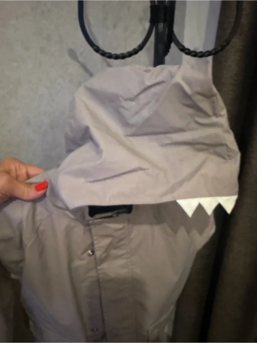 BabyGap Kids' Lightweight Hooded grey raincoat in gray with shark hoodie size 4